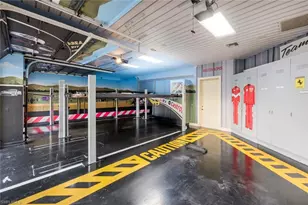 2350 Cheshire Ln, Naples, FL 34109 - Photo 43