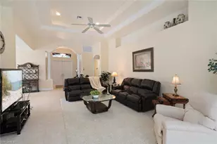 4832 Cerromar Dr, Naples, FL 34112 - Photo 5