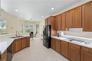 4832 Cerromar Dr, Naples, FL 34112 - Photo 7