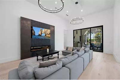 2749 Medallist Ln, Naples, FL 34109 - Photo 3