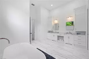 2749 Medallist Ln, Naples, FL 34109 - Photo 15