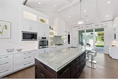 1438 Murex Dr, Naples, FL 34102 - Photo 7