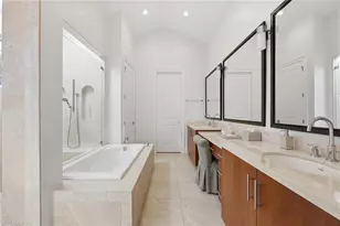 1438 Murex Dr, Naples, FL 34102 - Photo 19