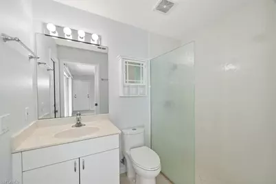 1435 Vintage Ln, Naples, FL 34104 - Photo 29