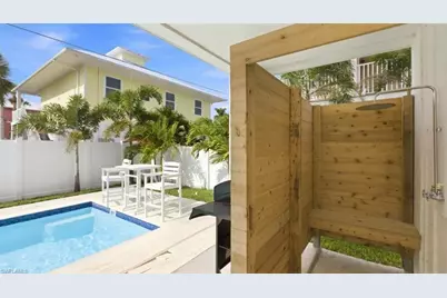 129 Pearl St, Fort Myers Beach, FL 33931 - Photo 35