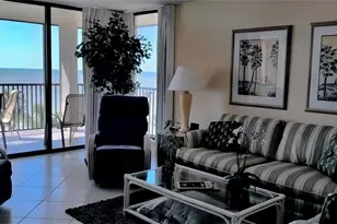 10475 Gulf Shore Dr, Naples, FL 34108 - Photo 7