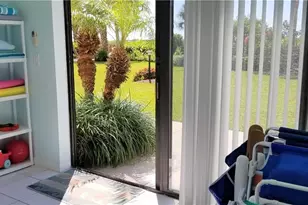 10475 Gulf Shore Dr, Naples, FL 34108 - Photo 35