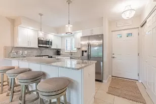 746 Eagle Creek Dr W, Naples, FL 34113 - Photo 17