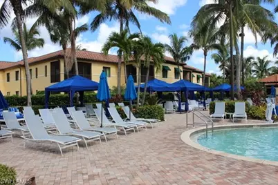 985 Sandpiper St #I204, Naples, FL 34102 - Photo 3