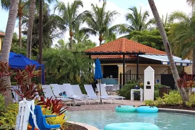 985 Sandpiper St #I204, Naples, FL 34102 - Photo 5