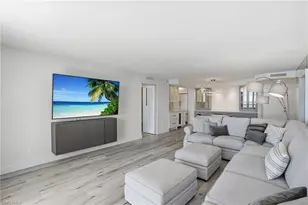 4001 Gulf Shore Blvd N, Naples, FL 34103 - Photo 5