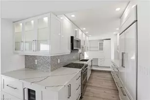 4001 Gulf Shore Blvd N, Naples, FL 34103 - Photo 13