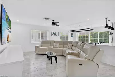 19 Crooked Ln #15, Naples, FL 34112 - Photo 5