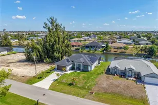 427 NW 7th Ave, Cape Coral, FL 33993 - Photo 7