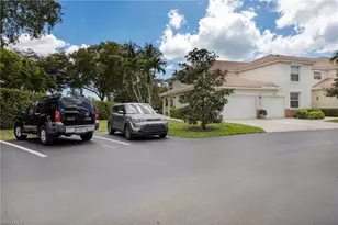 348 Dover Pl, Naples, FL 34104 - Photo 23