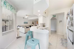 348 Dover Pl, Naples, FL 34104 - Photo 7