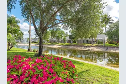 8098 Tauren Ct, Naples, FL 34119 - Photo 15