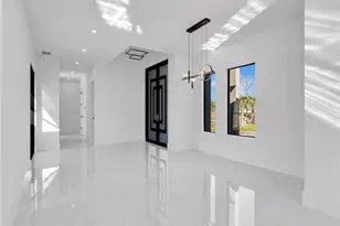 910 Golden Gate Blvd E, Naples, FL 34120 - Photo 9