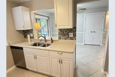 12630 Kenwood Ln #B, Fort Myers, FL 33907 - Photo 9