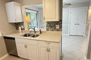 12630 Kenwood Ln, Fort Myers, FL 33907 - Photo 9