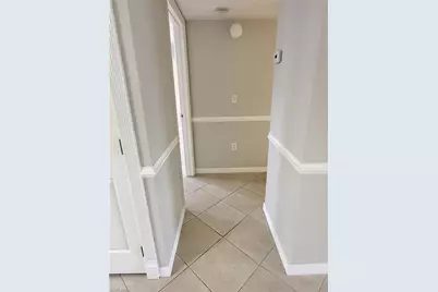 12630 Kenwood Ln #B, Fort Myers, FL 33907 - Photo 11