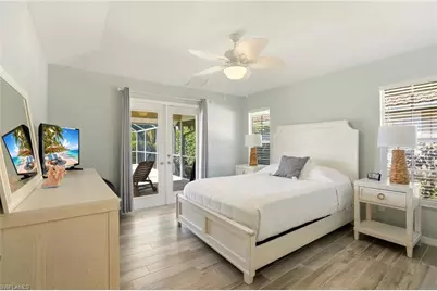 4282 Longshore Way N, Naples, FL 34119 - Photo 19