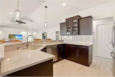 4282 Longshore Way N, Naples, FL 34119 - Photo 11