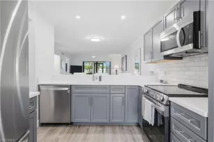 16470 Kelly Cove Dr, Fort Myers, FL 33908 - Photo 5