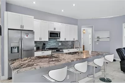 2661 43rd Ave NE, Naples, FL 34120 - Photo 3