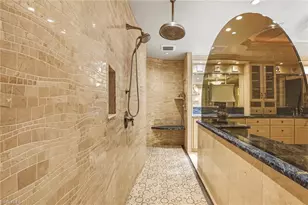 4201 Gulf Shore Blvd N, Naples, FL 34103 - Photo 15