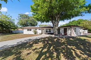 137 Vermont Ave, Fort Myers, FL 33905 - Photo 1