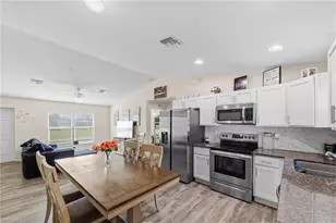 3113 Pebble Ln, Labelle, FL 33935 - Photo 11