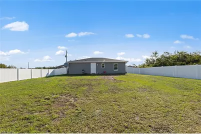 3113 Pebble Ln, Labelle, FL 33935 - Photo 3