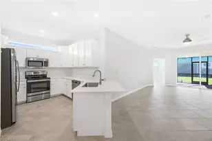 2672 Vine Ave, Naples, FL 34120 - Photo 5