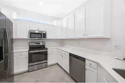 2672 Vine Ave, Naples, FL 34120 - Photo 7