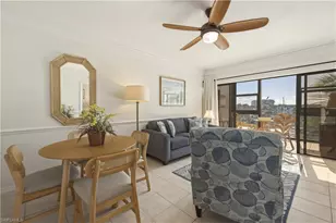 801 River Point Dr, Naples, FL 34102 - Photo 9