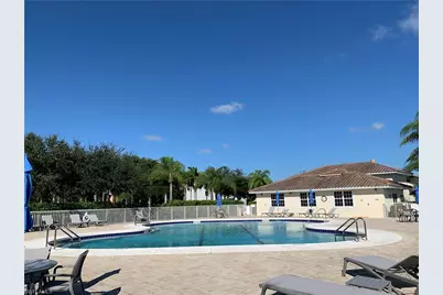 2909 Tuscan Dr #302, Cape Coral, FL 33909 - Photo 11