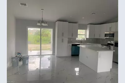 3211 43 St SW, Lehigh Acres, FL 33976 - Photo 3