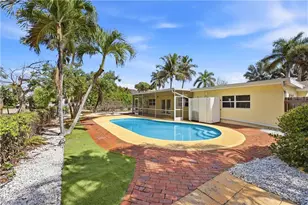 1377 11th Ct N, Naples, FL 34102 - Photo 1