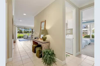 3250 Hamlet Dr #2, Naples, FL 34105 - Photo 9