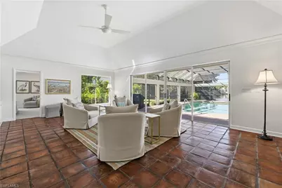 2700 Lantern Ln, Naples, FL 34102 - Photo 21