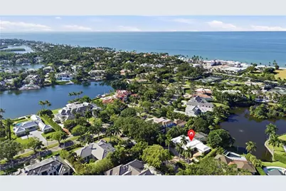 2700 Lantern Ln, Naples, FL 34102 - Photo 43