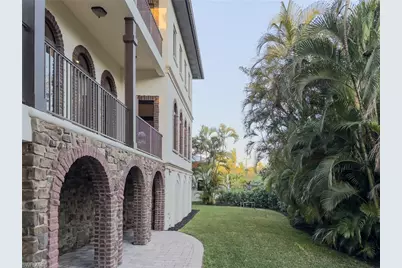 200 S Golf Dr, Naples, FL 34102 - Photo 47