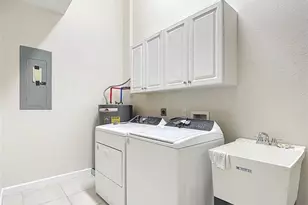 615 Soliel Dr, Naples, FL 34110 - Photo 33