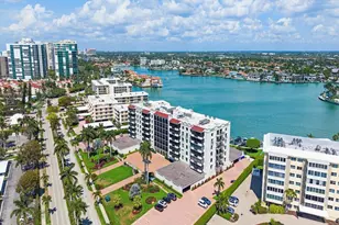 3430 Gulf Shore Blvd N, Naples, FL 34103 - Photo 17