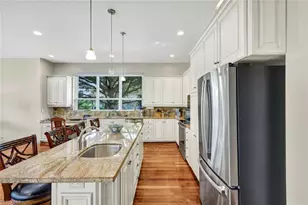 28385 Sombrero Dr, Bonita Springs, FL 34135 - Photo 11