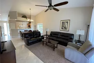 440 Wiggins Lake Ct, Naples, FL 34110 - Photo 17