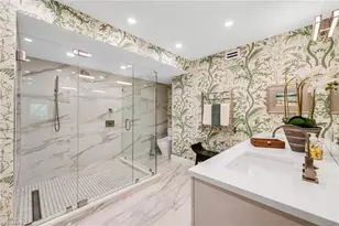 112 Wilderness Dr, Naples, FL 34105 - Photo 9