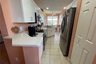 2021 Crestview Way, Naples, FL 34119 - Photo 7