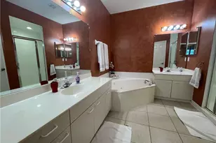 2021 Crestview Way, Naples, FL 34119 - Photo 17